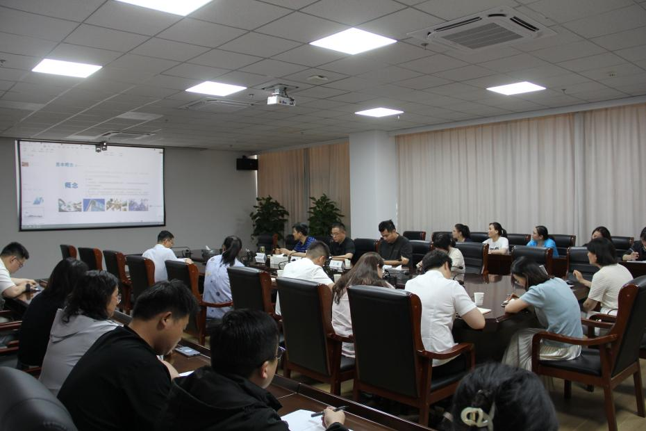 廣弘公司開展公司法、民法典專題培訓(xùn)活動