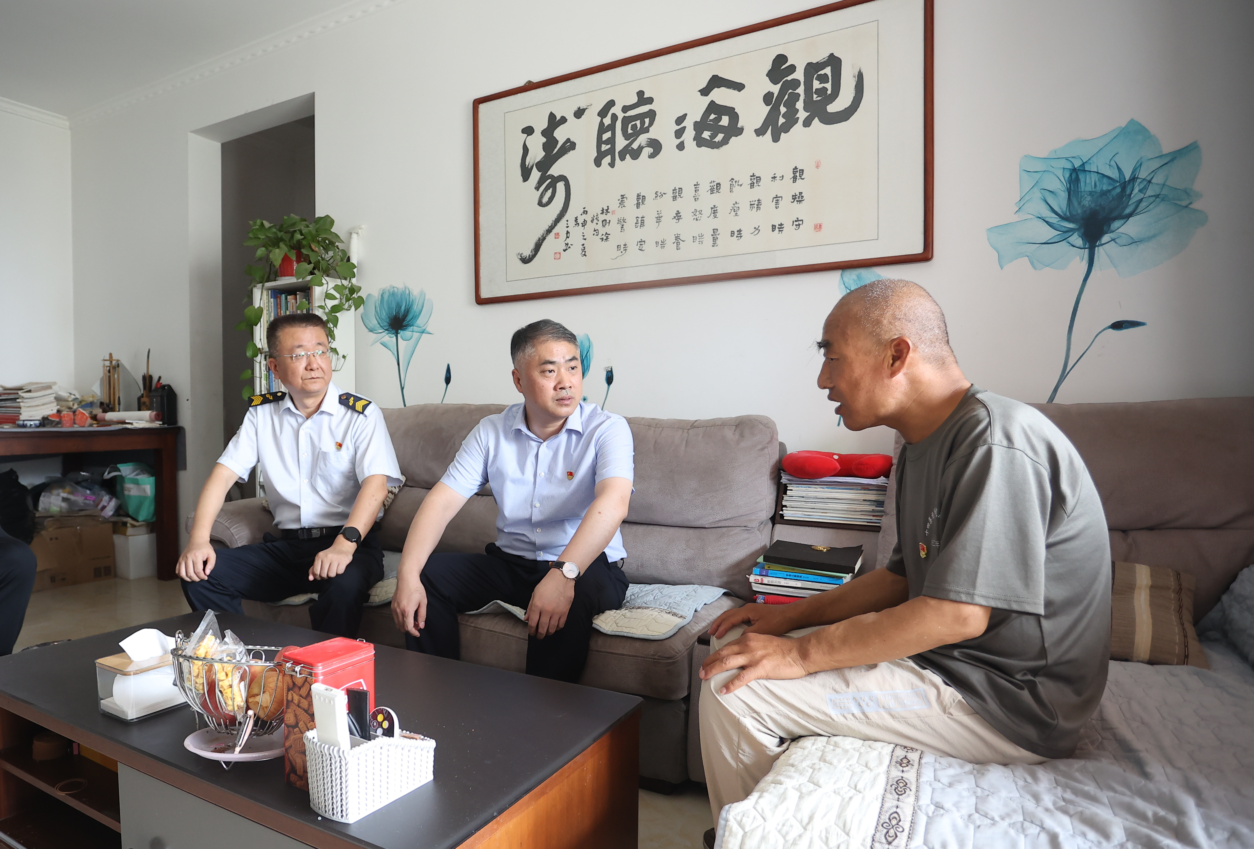 交控集團(tuán)黨委開展“七一”走訪慰問